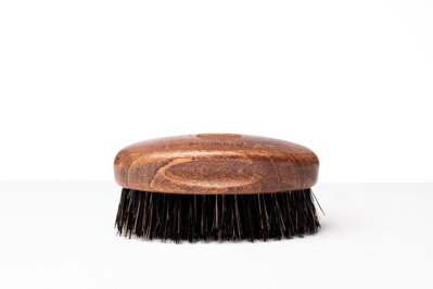BEARDRAST drevená kefa na bradu s diviačími štetinami 8,5 cm